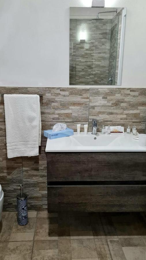 Dependance Oscar Apartment Carrozziere Fonte Ciane Luaran gambar